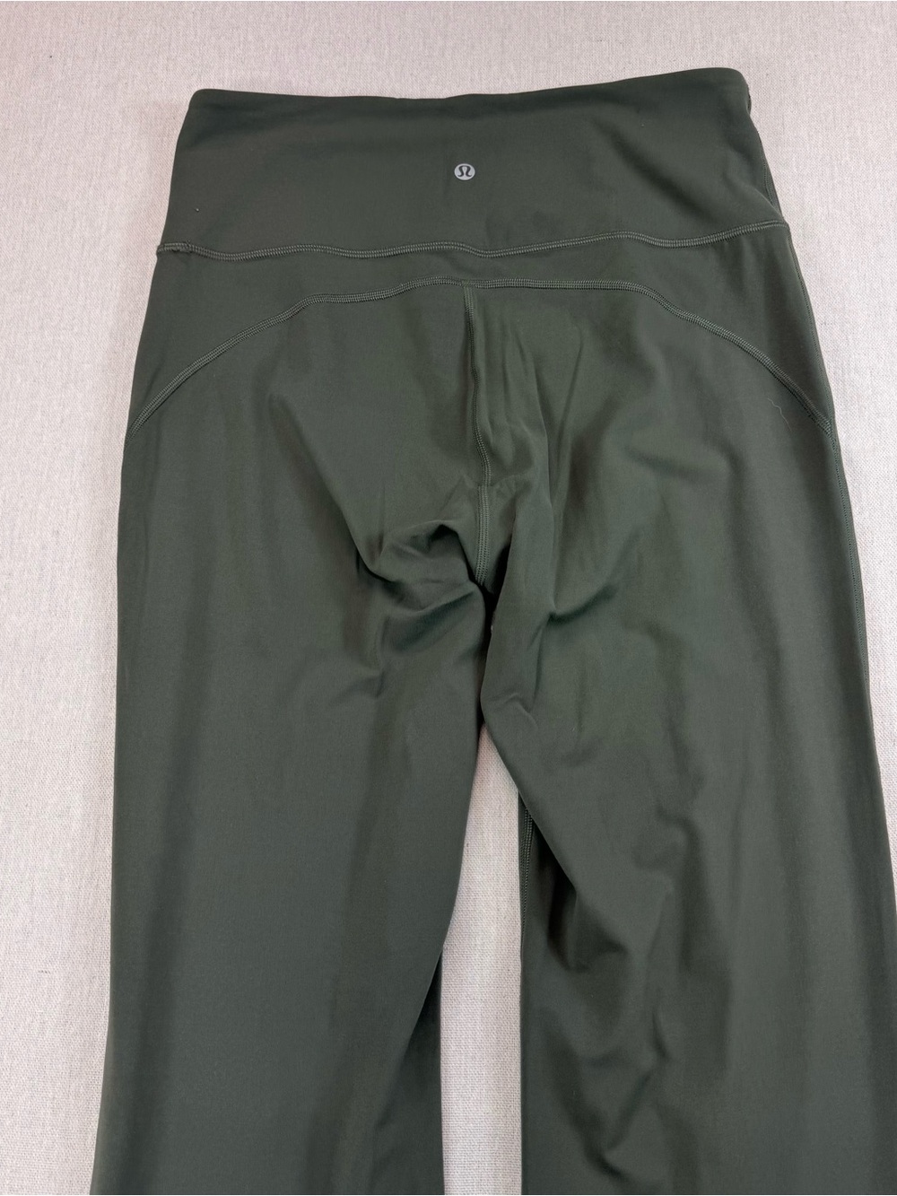 Lululemon Groove Super-High-Rise Flared Pant Nulu Dark Forest Sz 10 Long - Picture 9 of 11